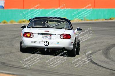 media/Oct-18-2025-Extreme Speed (Sat) [[d6d7e1fef1]]/Group 2 Green/Session 2 (Turn 3)/